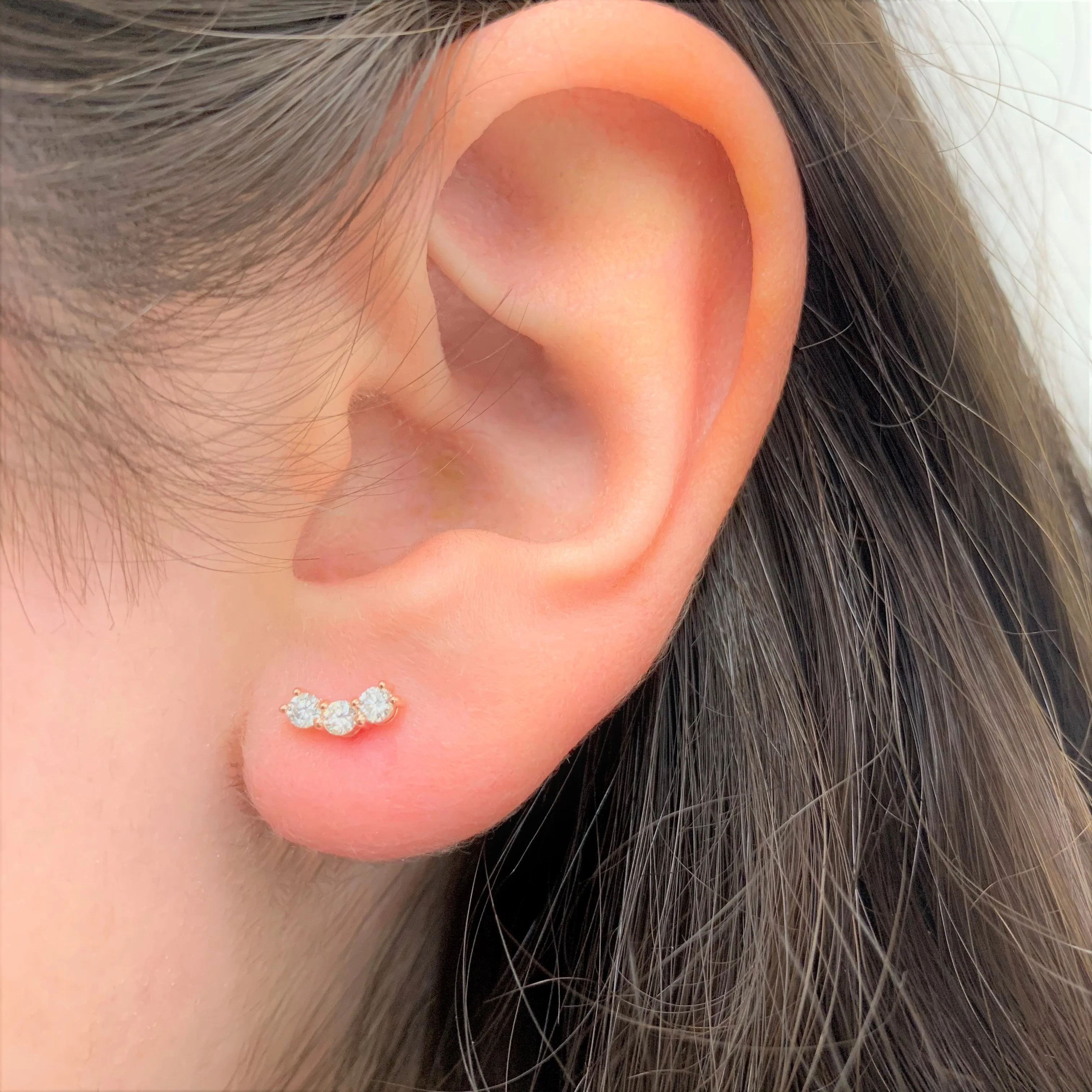 14k Yellow Gold & Diamond Stud Earrings - Image 3